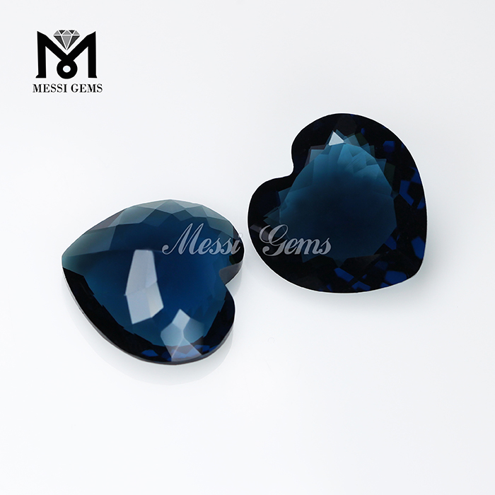 Fabriks engrospris Glas ædelsten hjerteform glas ædelstene til smykker