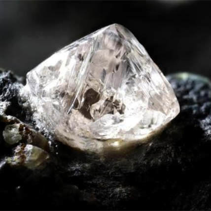 Hvordan dannes diamanter?Hvorfor er diamanter så dyre?