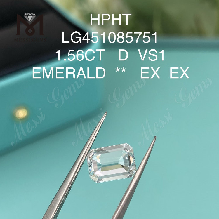 1,56 karat D HPHT VS1 EMERALD CUT laboratoriediamanter